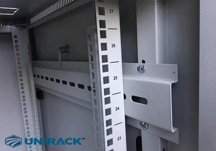 Thanh tiêu chuẩn đánh số Tủ rack 27U sản xuất theo yêu cầu