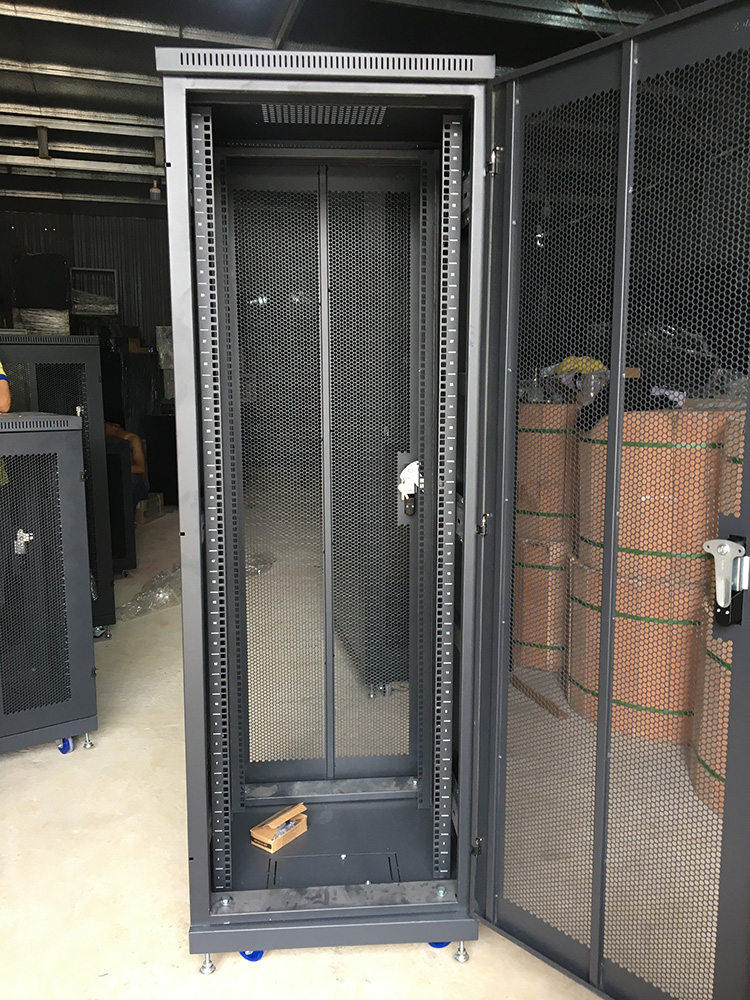 Tủ mạng, Tủ rack 36U Unirack