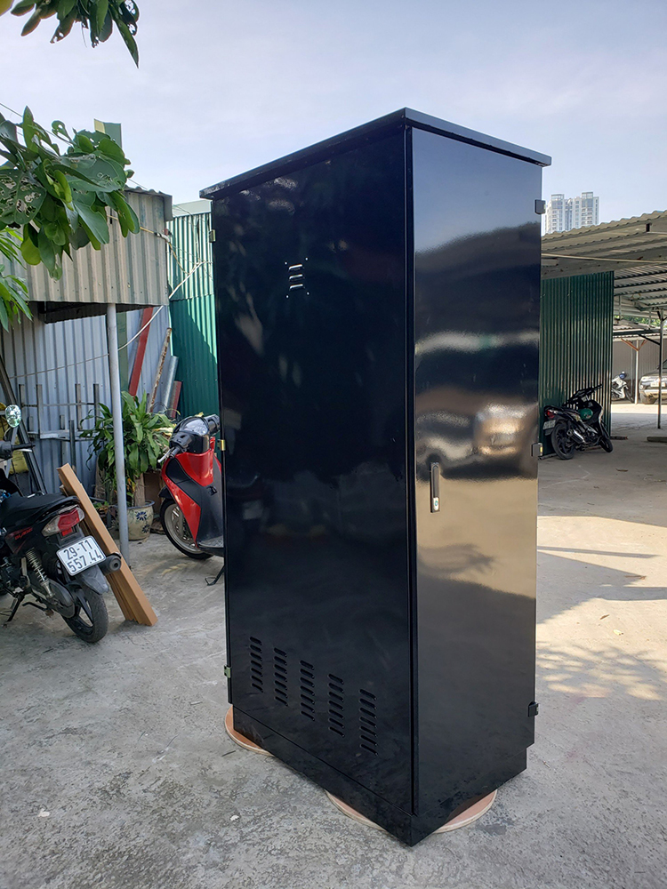 Tủ rack ngoài trời do UNIRACK sản xuất theo yêu cầu